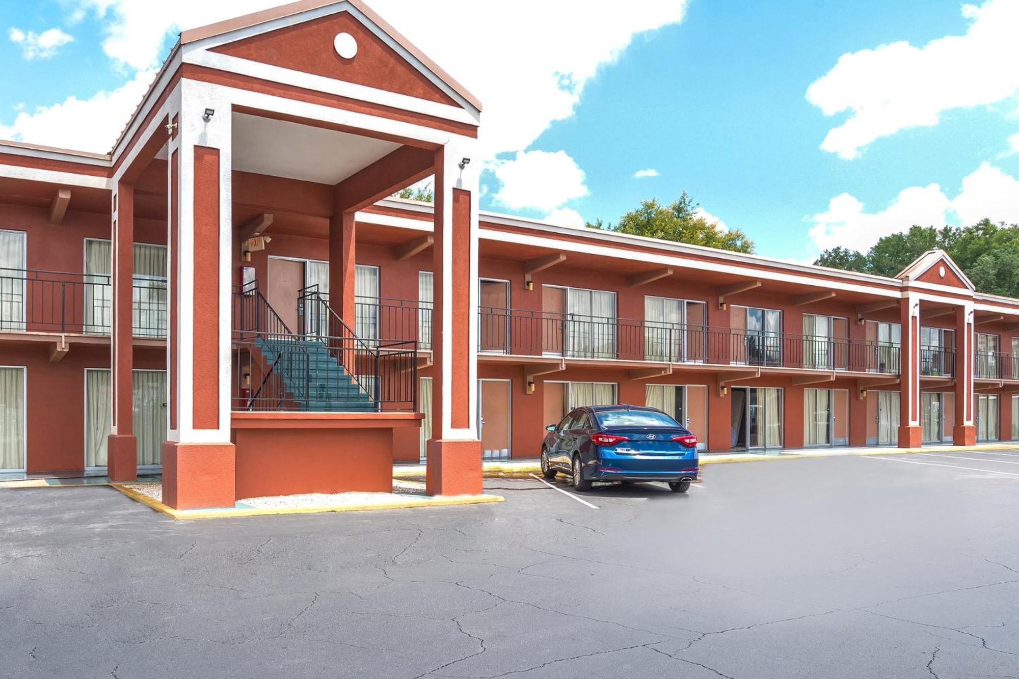 Oyo Hotel Mustang Silver Spring Fl Силвер-Спрингс Экстерьер фото